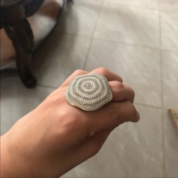 Stretchy Rhinestone Ring - Picture 1 of 5